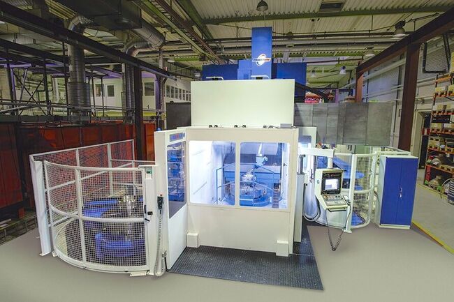 Rivendita Tornio verticale TOSHULIN POWERTURN 1250 Y CM 2APC usato